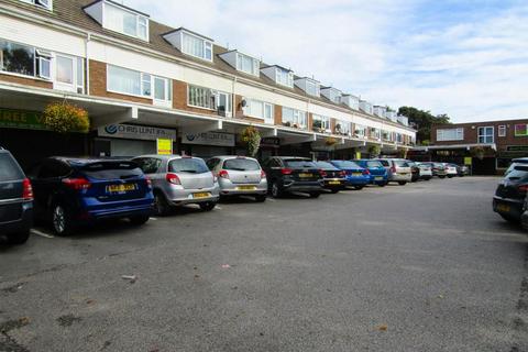 Leisure facility to rent, Tree View Court, Liverpool L31