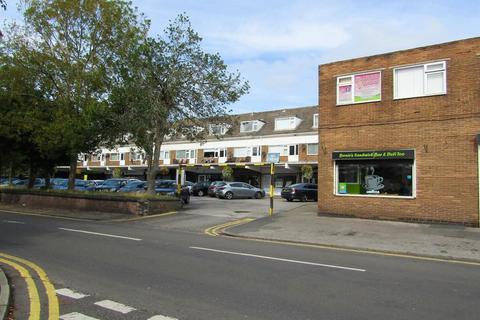 Convenience store to rent, Tree View Court, Liverpool L31