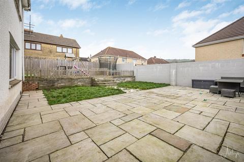 55 Heol Illtyd, Neath, SA10 7SG