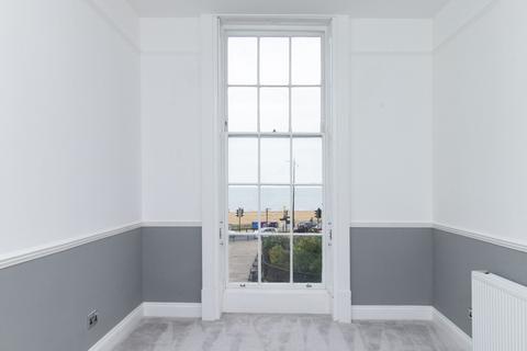 1 bedroom apartment for sale, Marine Gardens, Margate, CT9