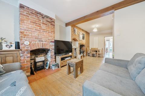 3 bedroom semi-detached house for sale, Upper Vicarage Road, Kennington, Ashford TN24