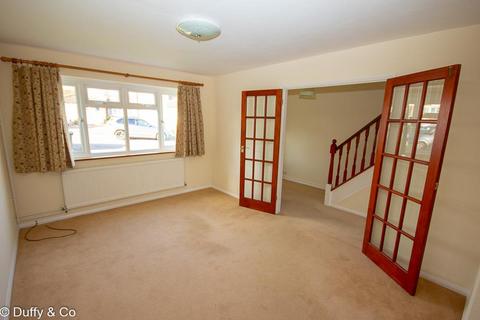 3 bedroom terraced house to rent, Marle Avenue, Burgess Hill, West Sussex