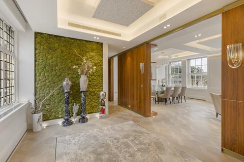 4 bedroom apartment for sale, Orchard Court, London W1H