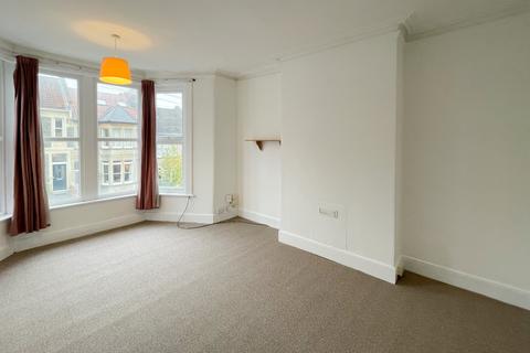 2 bedroom flat to rent, Withleigh Road, Bristol BS4