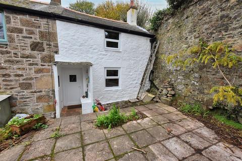 2 bedroom end of terrace house for sale, The Bank, Blowinghouse, Redruth