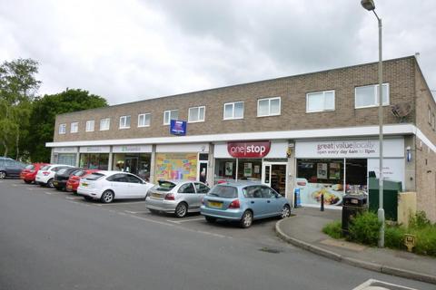 Convenience store to rent, 37 - 47 Avishayes Road, Chard TA20