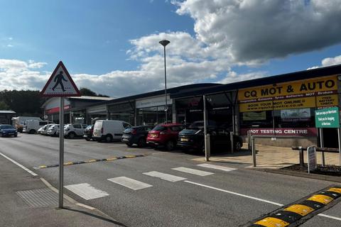 Convenience store to rent, Quay, Connahs Quay CH5