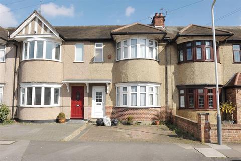 2 bedroom house to rent, Ashburton Road, Ruislip HA4