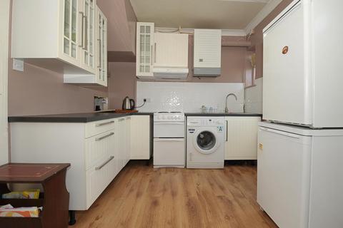 2 bedroom house to rent, Ashburton Road, Ruislip HA4