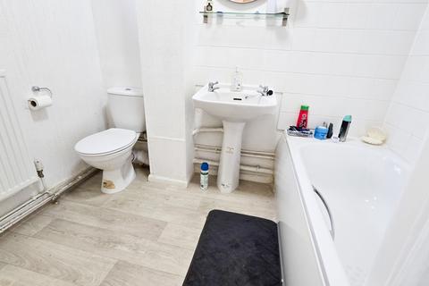 1 bedroom flat for sale, Cochrane Avenue, Ardwick