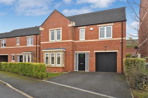 4 bedroom detached house to rent, Providence Avenue, Apperley Bridge