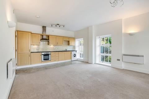 2 bedroom flat for sale, Redding Wood Lane, Steeton, Keighley, West Yorkshire, BD20