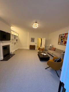 2 bedroom flat to rent, Gloucester Place, London NW1