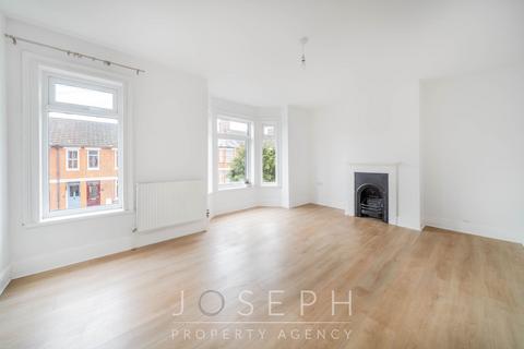 48 Philip Road, Ipswich, IP2 8BQ