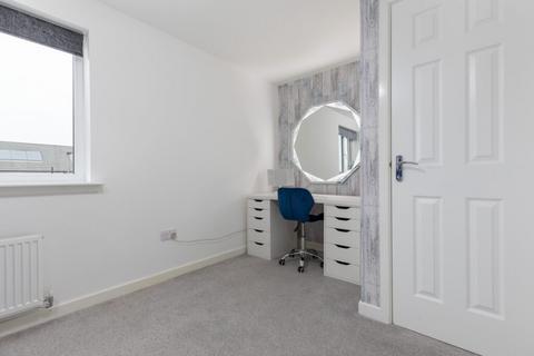 61 Patterton Range Drive, Glasgow, G53 7YZ