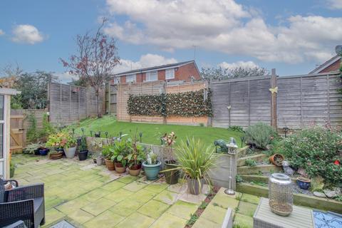 2 bedroom ground floor maisonette for sale, Ash Grove, Leighton Buzzard, LU7