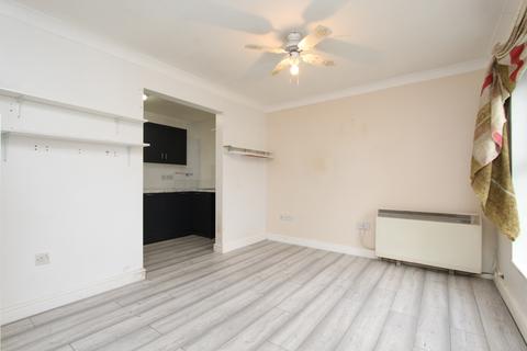 1 bedroom house to rent, 6 Haywood Place ,Courtney Road, Grays, RM16