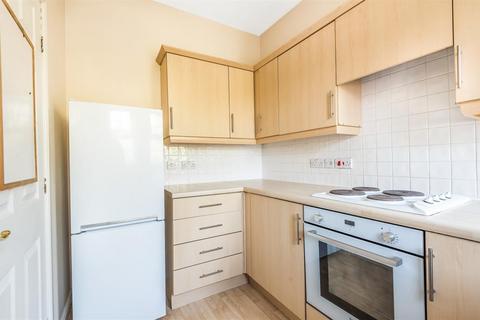 2 bedroom apartment to rent, Manthorpe Avenue, Worsley, Manchester