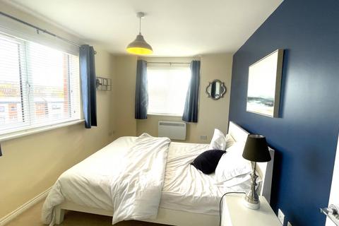 2 bedroom apartment to rent, Millennium House, Newport,