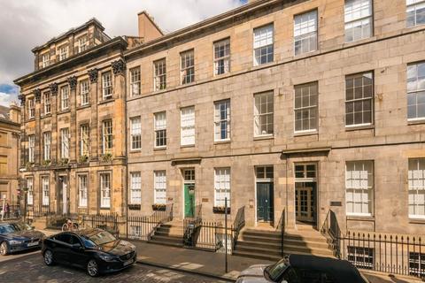 3 bedroom flat to rent, Rutland Square, City Centre, Edinburgh