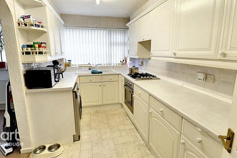 3 bedroom semi-detached house for sale, St Marys Close, Peterborough