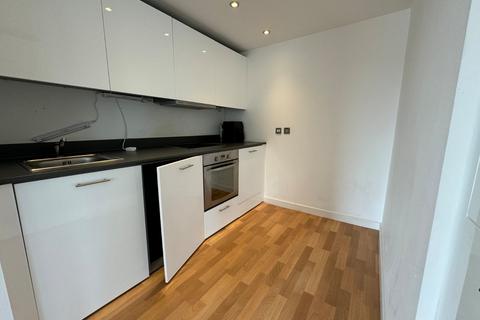 2 bedroom flat to rent, Queens Road, Nottingham, Nottinghamshire, NG2