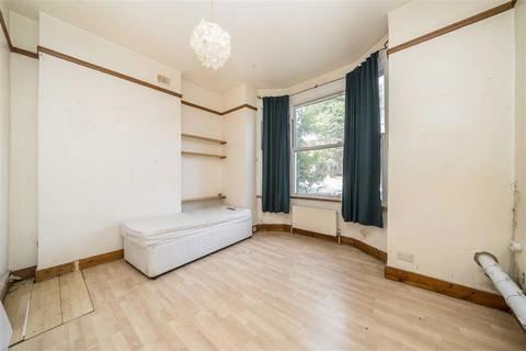 2 bedroom flat for sale, Adelaide Avenue, London SE4