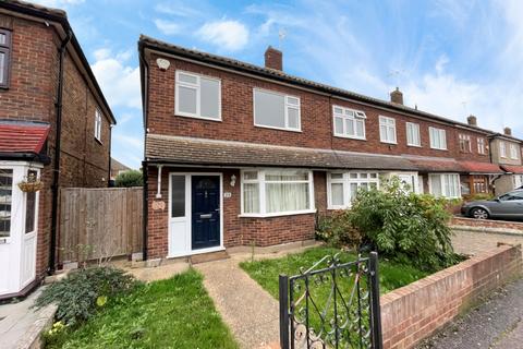 3 bedroom end of terrace house to rent, Mygrove Gardens, Rainham, Greater London, RM13