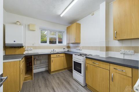 1 bedroom flat to rent, Broxburn Drive, South Ockendon, Essex, RM15