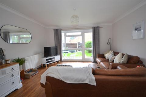 2 bedroom end of terrace house for sale, Bingham Close, Verwood