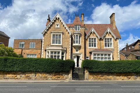 1 bedroom maisonette to rent, Westbourne Grove, Scarborough