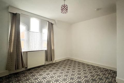 1 bedroom maisonette to rent, Westbourne Grove, Scarborough