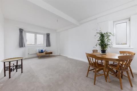 2 bedroom flat to rent, Upper Richmond Road, London