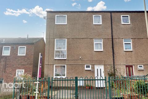 5 bedroom semi-detached house for sale, Dunire Close, Leicester