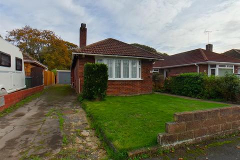 3 bedroom semi-detached bungalow for sale, Harold Road, Fareham PO14