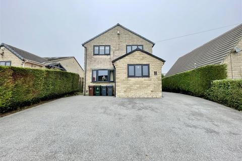 4 bedroom detached house for sale, Moor Close Road, Bradford BD13