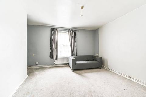 2 bedroom flat for sale, Pearce House, Clapham Park, London, SW2