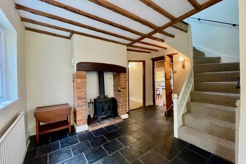 4 bedroom detached house to rent, Newbury RG14