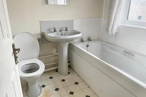 73 Bridgeway, New Bradwell, Milton Keynes, MK13 0ES