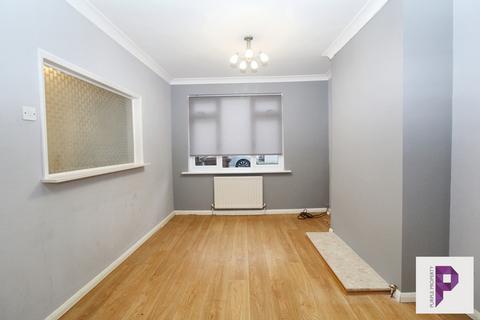 3 bedroom terraced house for sale, Livingstone Road, Gillingham, Kent, ME7