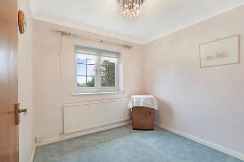 3 bedroom end of terrace house for sale, Parkside, Buckhurst Hill IG9