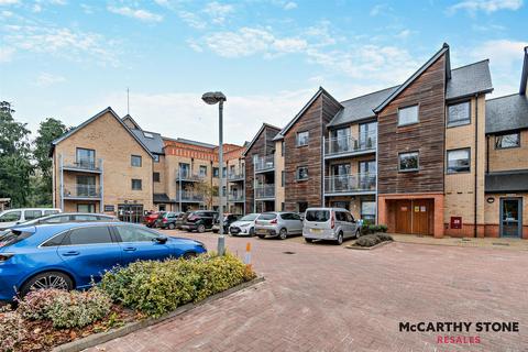 1 bedroom apartment for sale, Martin Court, St. Catherines Road, Grantham