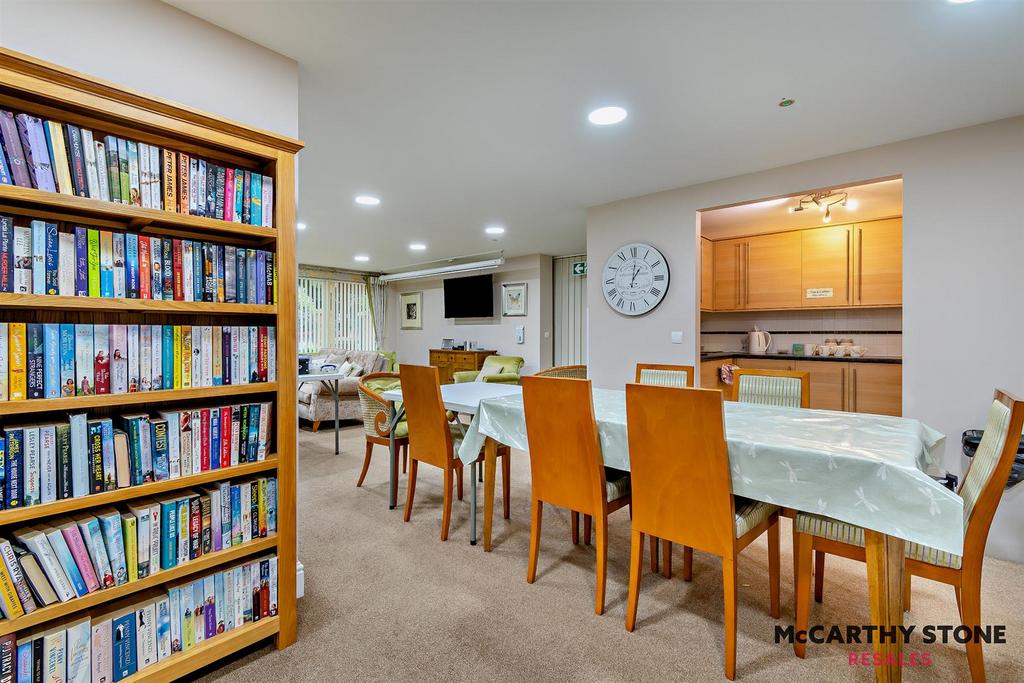 Homeowners Lounge
