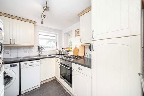 2 bedroom flat for sale, Underhill Road, London SE22