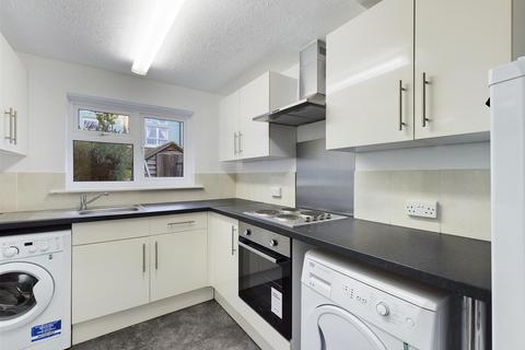 3 bedroom terraced house to rent, Baden Road, Brighton