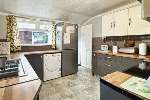 3 bedroom terraced house for sale, King Edward Road, Ebbw Vale NP23