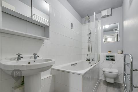 1 bedroom flat for sale, Wimbledon Park Road, London