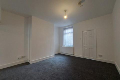 2 bedroom terraced house to rent, Athol Street North, Burnley BB11