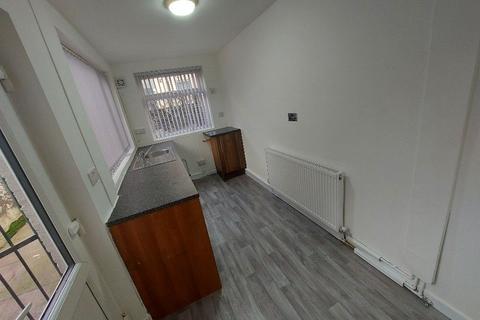 2 bedroom terraced house to rent, Athol Street North, Burnley BB11