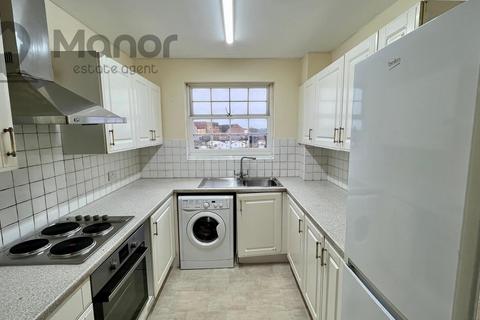 2 bedroom flat to rent, Queensberry Place, Manor Park, E12 6UW